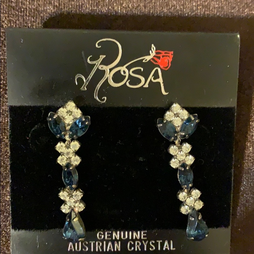 Earrings - Picture 4 of 4